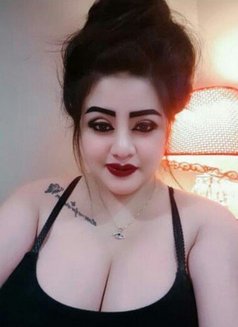 Am Hot Sexy Indian Girl - escort in Muscat Photo 1 of 1