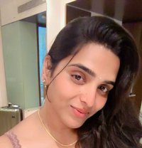 Am Indipendent girl nirusha ..heaven ser - puta in Hyderabad Photo 4 of 4