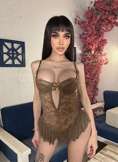 Am July Ladyboy now in Riyadh - Acompañantes transexual in Riyadh Photo 9 of 18