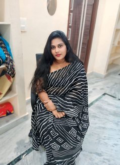 Preethi - escort in Hyderabad Photo 1 of 3