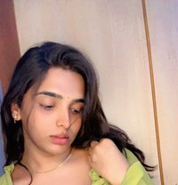 Am nirusha I will show you heaven on bed - puta in Hyderabad Photo 2 of 3