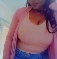 Am Verah - escort in Nairobi