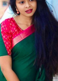 Ama - puta in Al Sohar Photo 1 of 6