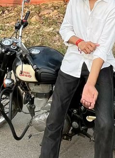 Amaan - Male escort in Ahmedabad Photo 3 of 5