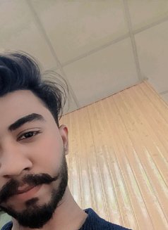 Amaan - Acompañantes masculino in Lahore Photo 7 of 9