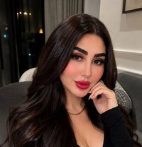شهد من عراق - escort in Muscat Photo 1 of 4