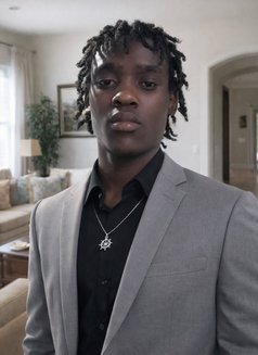 Amal - Male escort in Nairobi Photo 2 of 2