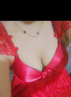 Amal - puta in Beirut Photo 1 of 4