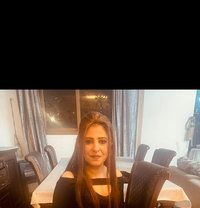 Amal - puta in Beirut