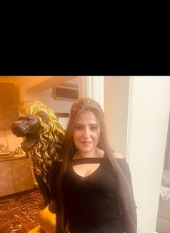 Amal - escort in Beirut Photo 4 of 4