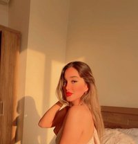 Amal - escort in Muscat Photo 7 of 9