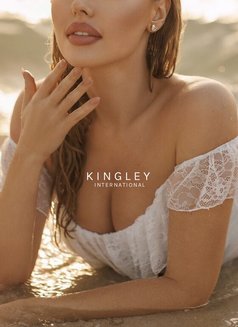 Amal Vip Model Tv Host - escort in Singapore Photo 4 of 10