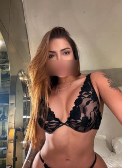 Amalia Armani, Sexiest French Arab - escort in Singapore Photo 6 of 9