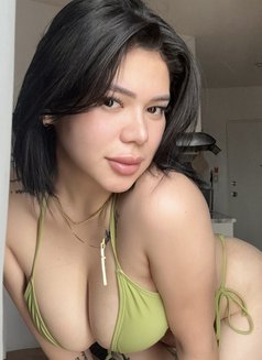 Amalia Gold (all natural) - escort in Manila Photo 11 of 11