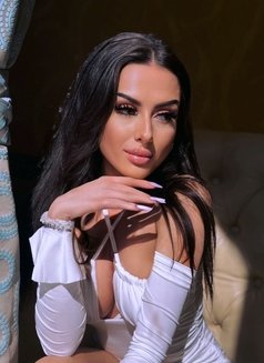 Amalia Hottest - escort in Dubai Photo 11 of 12