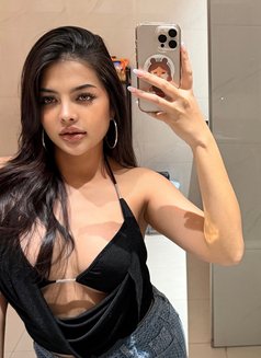 Amalina - puta in Phuket Photo 15 of 15