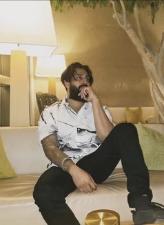 Aman - Acompañantes masculino in Riyadh Photo 5 of 6