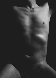 Aman Delhi/ggn/ghz/noida Independent - Male adult performer in Gurgaon Photo 1 of 2