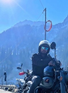 Aman Delhite - Male escort in Ghaziabad Photo 2 of 5