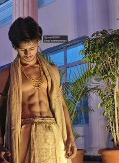 Aman - Acompañantes masculino in Bhubaneshwar Photo 1 of 4
