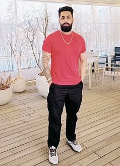 Aman - Male escort in Gurgaon Photo 2 of 4