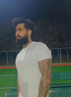 Aman - Male escort in Gurgaon Photo 3 of 4