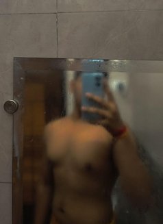 Aman - Male escort in New Delhi Photo 1 of 7