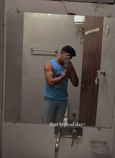 Aman - Male escort in New Delhi Photo 2 of 7