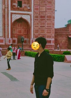 Aman - Male escort in New Delhi Photo 4 of 5