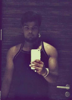 Aman - Male escort in New Delhi Photo 1 of 10