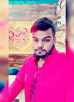 Aman - Male escort in New Delhi Photo 3 of 10