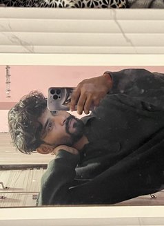 Aman - Male escort in New Delhi Photo 5 of 5