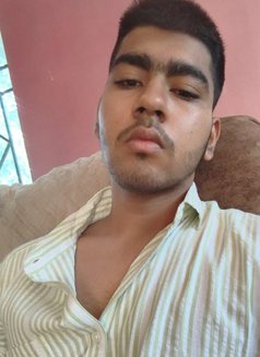 Aman - Male escort in New Delhi Photo 4 of 5