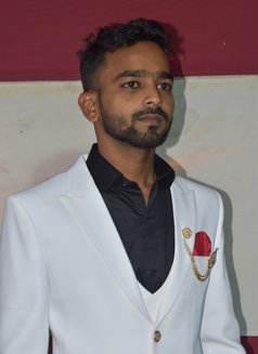 Aman - Acompañantes masculino in Pune Photo 1 of 3