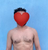 independently-male escort - Acompañantes masculino in New Delhi Photo 6 of 6