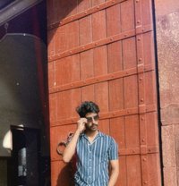 Aman Malik - Male companion in Bangalore