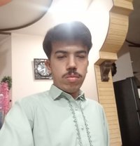 Aman Nadeem - Male escort in Multān