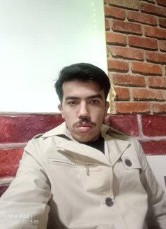 Aman Nadeem - Male escort in Multān Photo 8 of 15