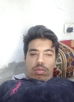 Aman Nadeem - Male escort in Multān Photo 11 of 15
