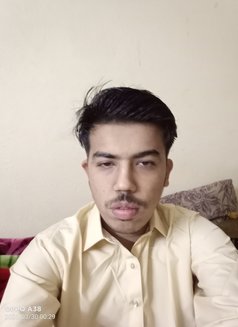 Aman Nadeem - Male escort in Multān Photo 13 of 15
