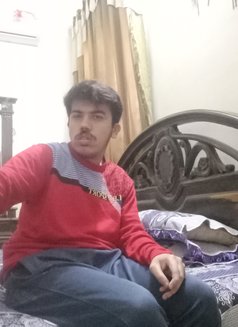 Aman Nadeem - Male escort in Multān Photo 14 of 15