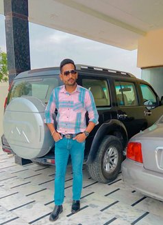 Aman Shergill - Male escort in Chandigarh Photo 3 of 5