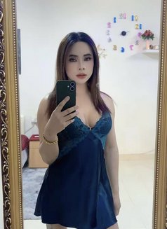 Amanda Both - Transsexual companion in Muscat Photo 7 of 7