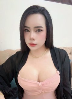 Amanda Both - Transsexual companion in Muscat Photo 7 of 9