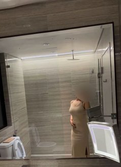 Shenaya cam - escort in Colombo Photo 4 of 6