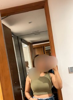 Shenaya cam - escort in Colombo Photo 6 of 6