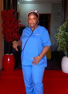 Amanda - escort in Lagos, Nigeria Photo 2 of 11