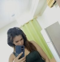 Amanda - escort in Al Manama