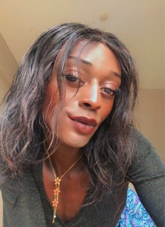 Amanda - Transsexual escort in Nairobi Photo 3 of 6