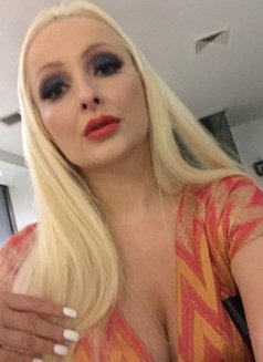 Amanda GFE & Tantric Massage, Mistress - puta in Dubai Photo 23 of 28